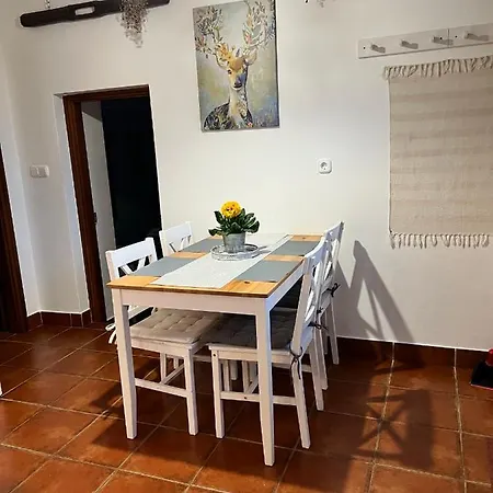 Cseri Porta 3*