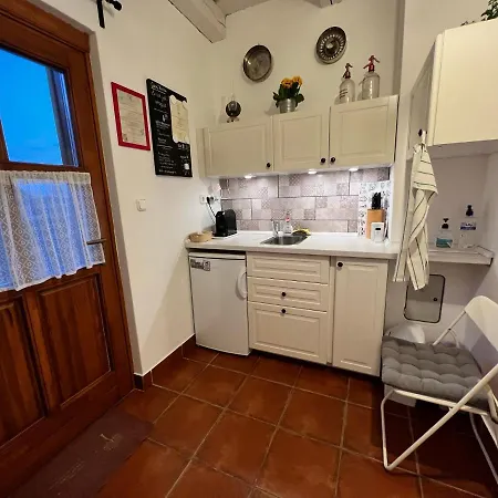Cseri Porta Guest house *