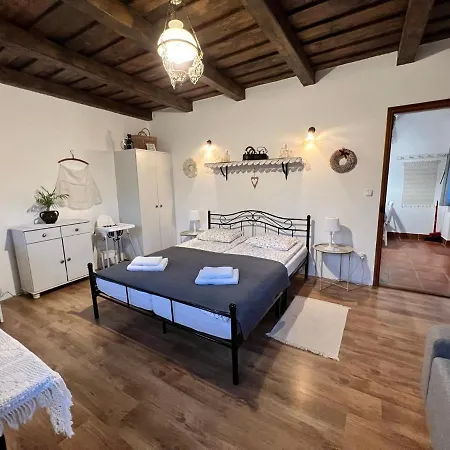 Cseri Porta 3*
