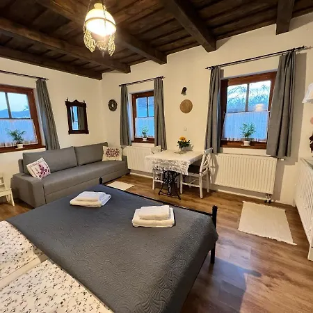 Cseri Porta Guest house Szalafo