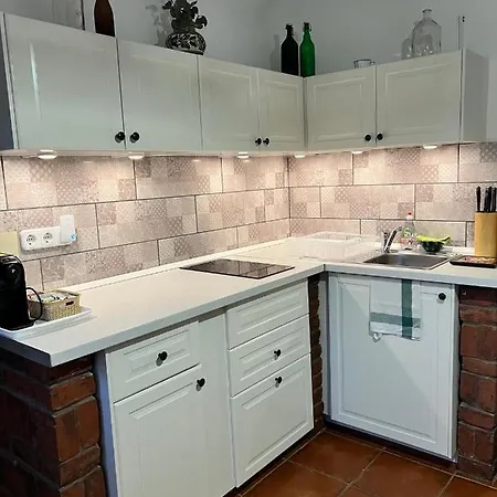 Cseri Porta Guest house *