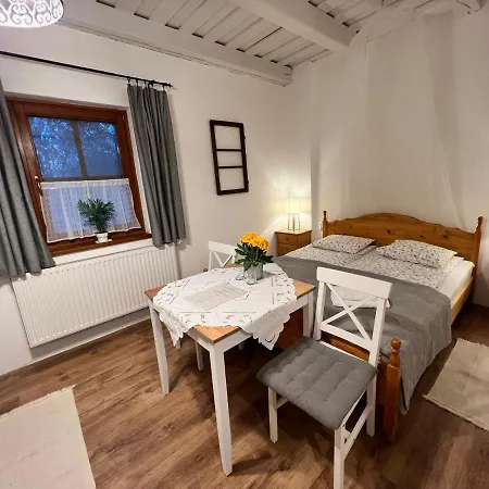 Cseri Porta Guest house