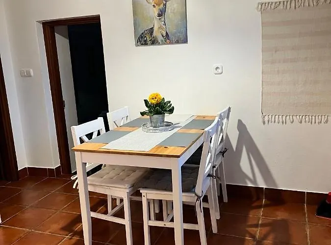 Cseri Porta 3*